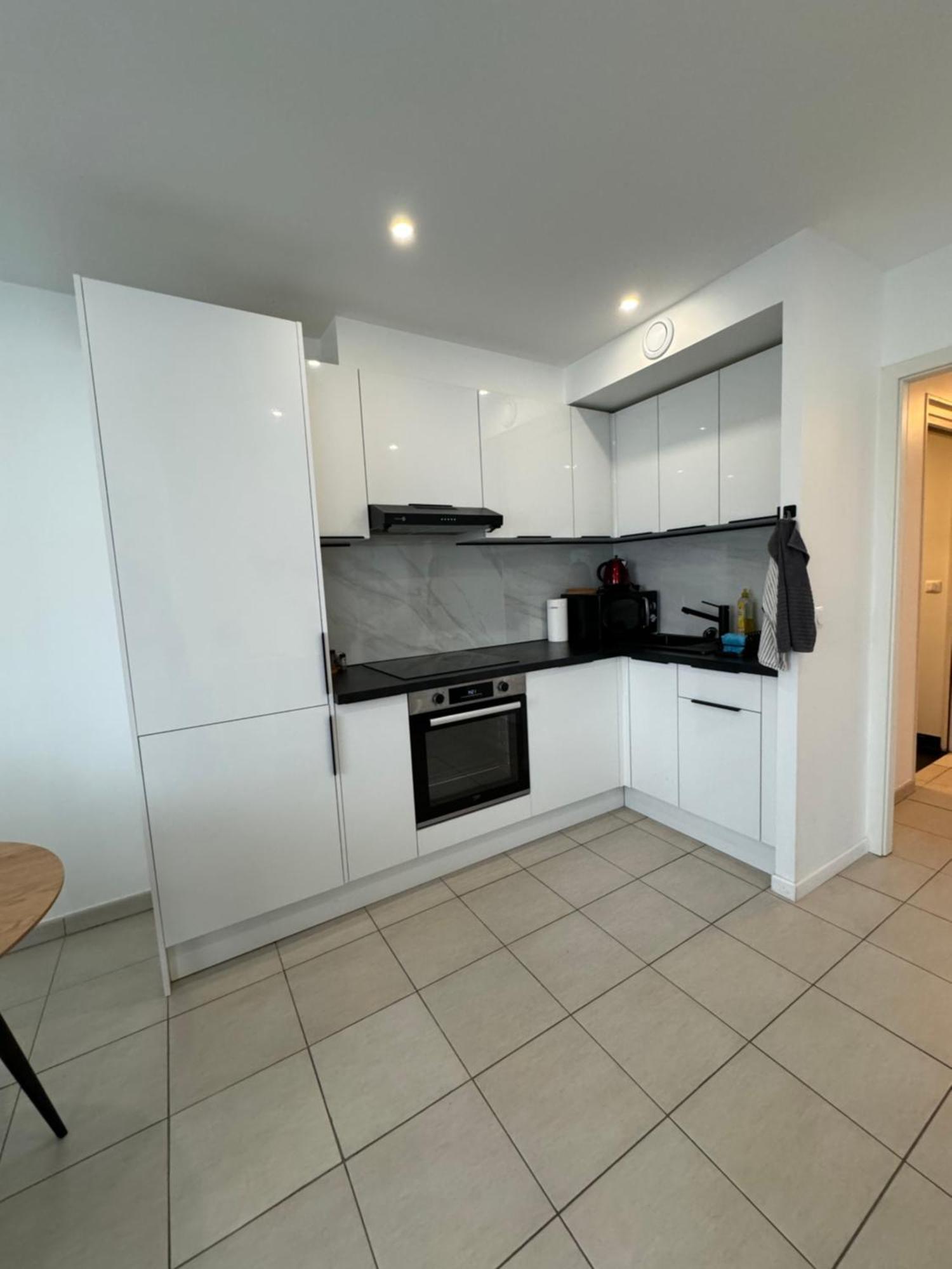 Appartement 2 Chambre Drancy Exteriör bild